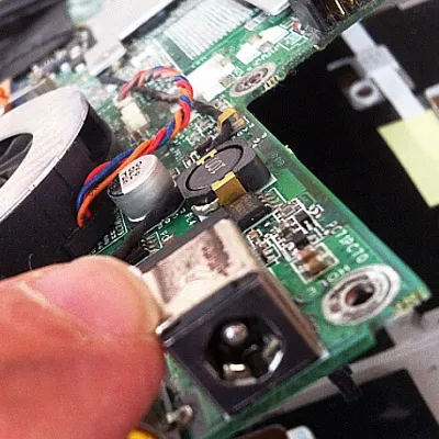 Notebook Teknik Servis